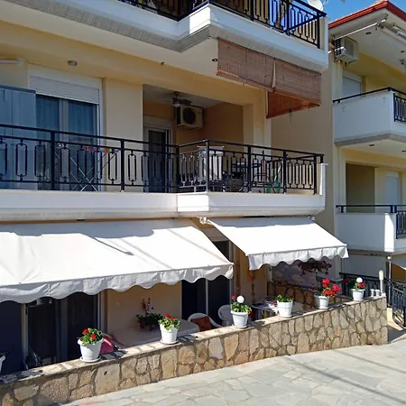 Apartment Teos